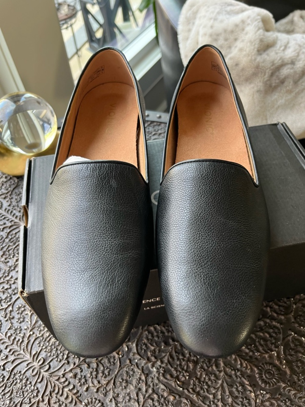 VIONIC WILLA II SLIP ON LEATHER FLATS IN BLACK 11 W WIDE - Picture 6 of 8
